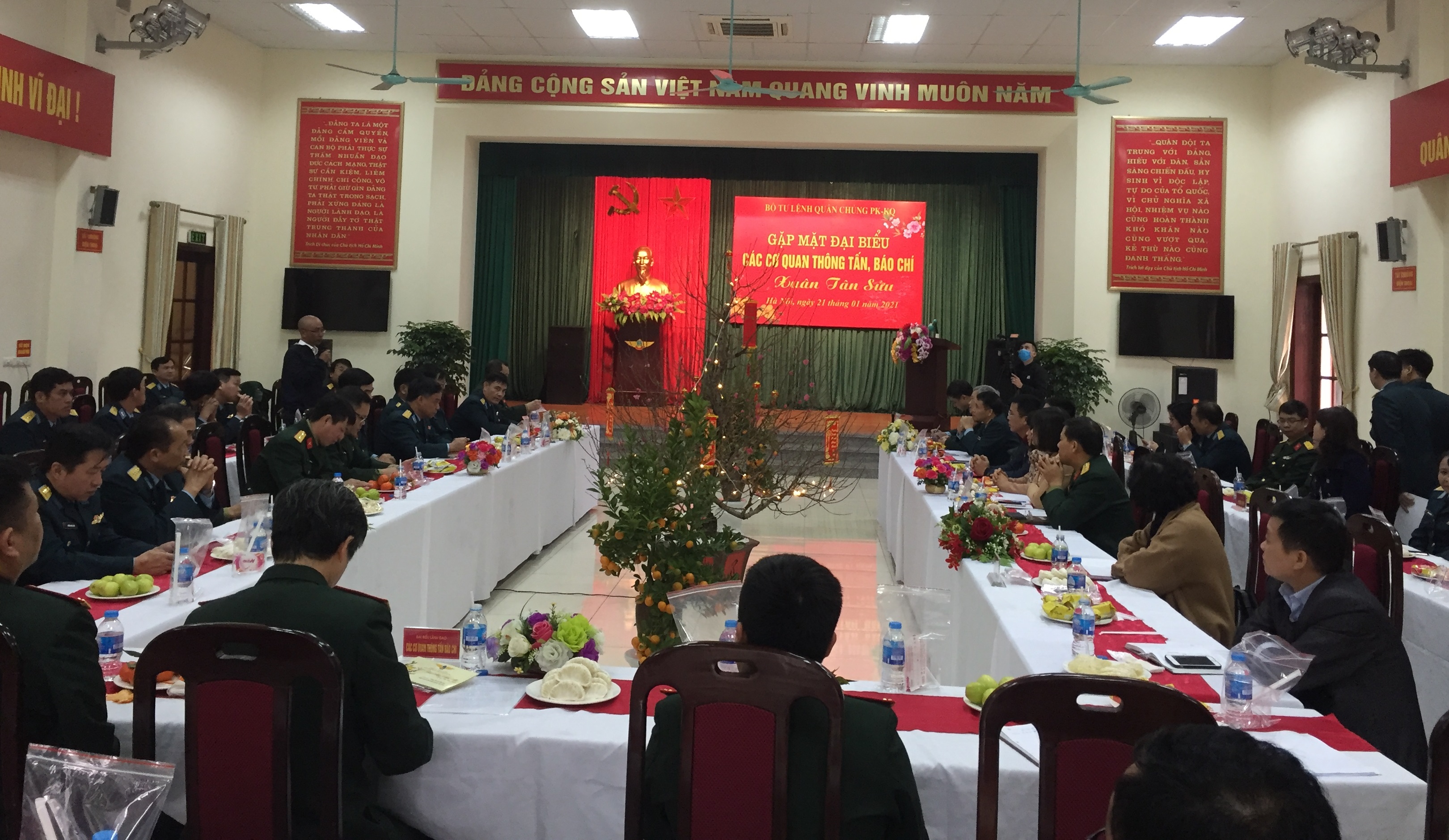 Tiếp tục tuyên truyền, khắc họa sinh động về “Người chiến sĩ Phòng không Không quân ưu tú”